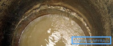 Случаите на авария и снижаване на налягането на корпуса водят до навлизането на мръсотия във всмукателната вода. Случаите на авария и снижаване на налягането на корпуса водят до навлизането на мръсотия във всмукателната вода.