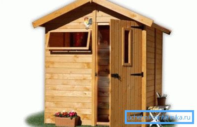 Dacha душ може да се направи, така че да се комбинира с останалата част от сградите на обекта Dacha душ може да се направи, така че да се комбинира с останалата част от сградите на обекта