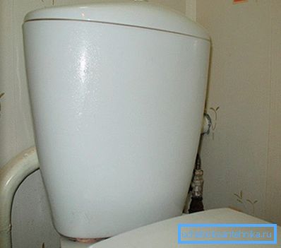 Ако има конденз, не бързайте веднага да сте в магазина и да поискате обмен на стоки, първо трябва да сте сигурни, че има 