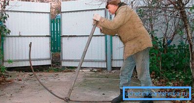 Ръчно огъване на тръбата Ръчно огъване на тръбата