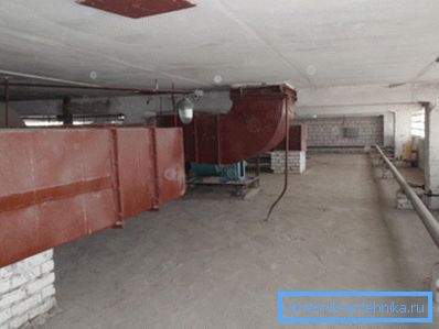 Хоризонтални въздуховоди в тавана на къщата Хоризонтални въздуховоди в тавана на къщата
