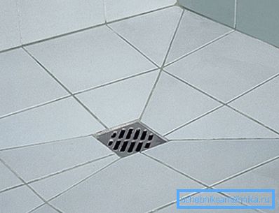 Завършен под с изтичане Завършен под с изтичане