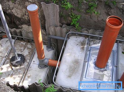 Канализация във вилата от еврокуби