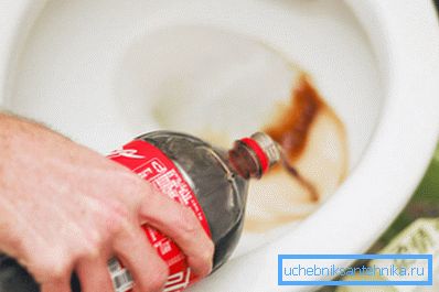 Coca-Cola премахва ръждата поради високото съдържание на фосфорна киселина