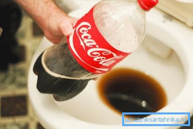 Coca-Cola е ефективно средство за почистване на водопроводните системи Coca-Cola е ефективно средство за почистване на водопроводните системи