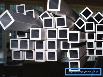 Конструкции от цветни метали с чиста форма. Конструкции от цветни метали с чиста форма.