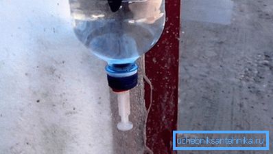 Модел с вентил за спринцовка
