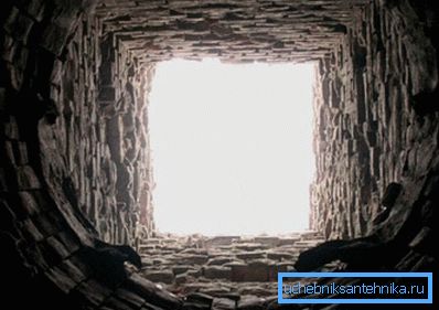 В дизайна на корпуса на фото-тухла на багажника. В дизайна на корпуса на фото-тухла на багажника.