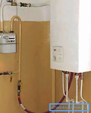 На снимката - доставката на газ в апартамента На снимката - доставката на газ в апартамента