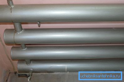 На снимката - цялата заварена регистър от тръба с диаметър 150 mm.
