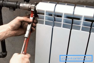 Завинтване на фитинги