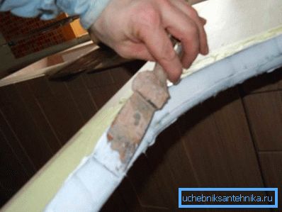 Нанасяне на силиконово лепило Нанасяне на силиконово лепило