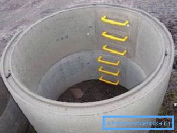Отделен сегмент с вградени стълби Отделен сегмент с вградени стълби