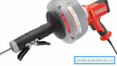 Почистваща машина за тръби с диаметър до 75 mm. Почистваща машина за тръби с диаметър до 75 mm.