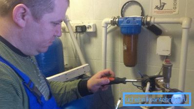 Процес на свързване на превключвателя за налягане.