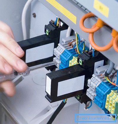 Работата с електрически уреди изисква спазване на инструкциите Работата с електрически уреди изисква спазване на инструкциите