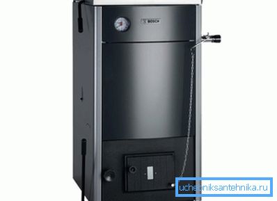 Бойлерът за твърдо гориво на Bosch винаги изглежда стилен Бойлерът за твърдо гориво на Bosch винаги изглежда стилен