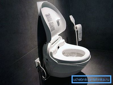 WC от Земята на изгряващото слънце WC от Земята на изгряващото слънце