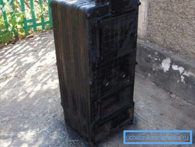 В ранните модели на котлите за твърдо гориво не може да има никаква автоматизация