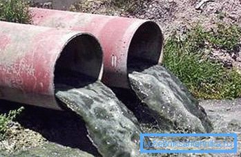Водата е активно замърсена от отпадъчните води